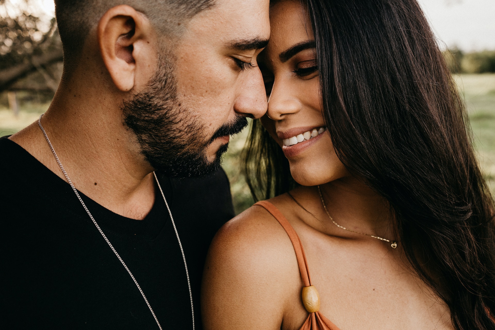 Love Connection: Your Ultimate Dating Service Guide